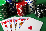 Royal-Flush-beim-Poker_(c)_Alexander-Klaus_pixelio.de-.jpg
